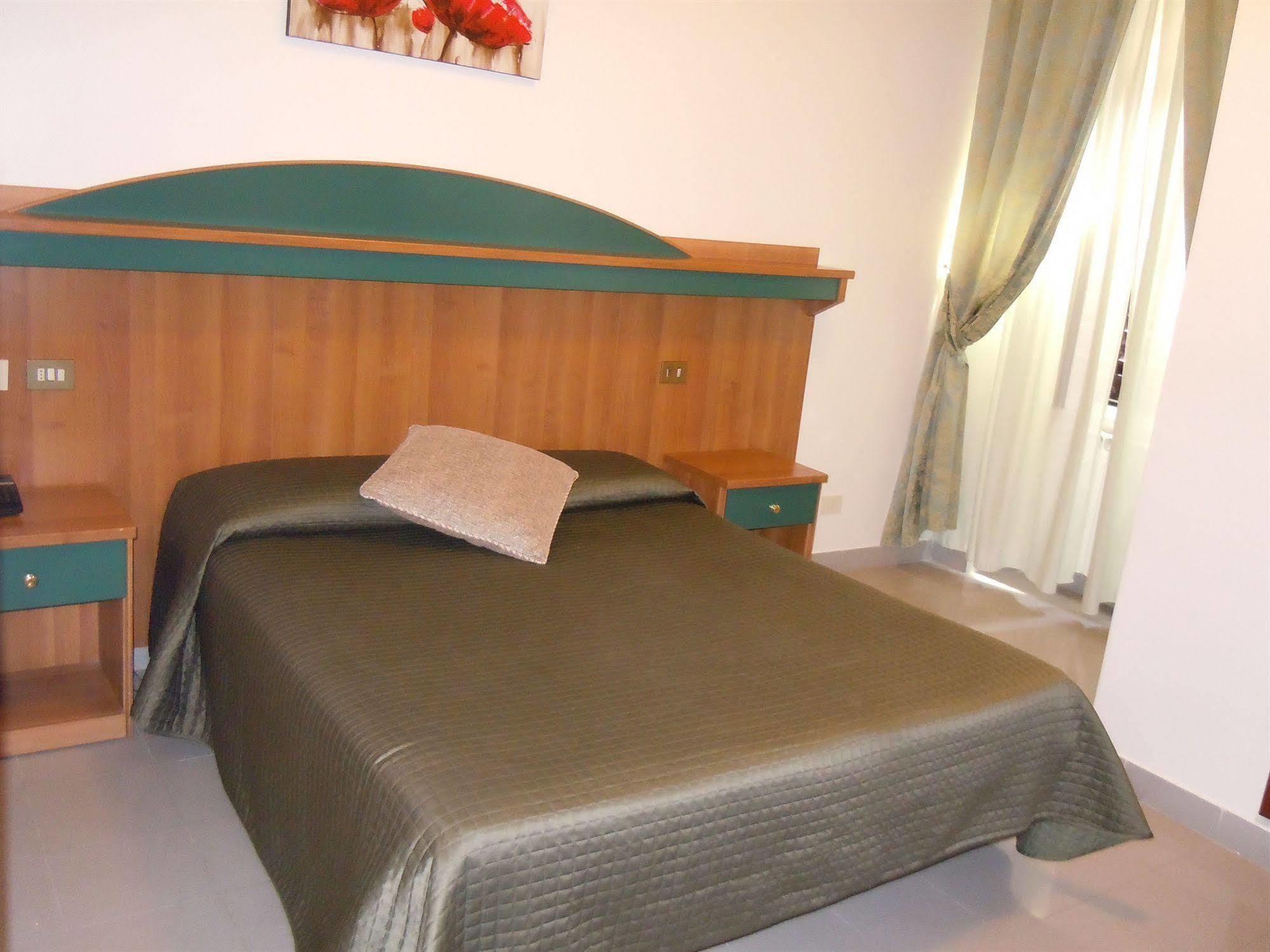 Hotel Papa Germano โรม ภายนอก รูปภาพ